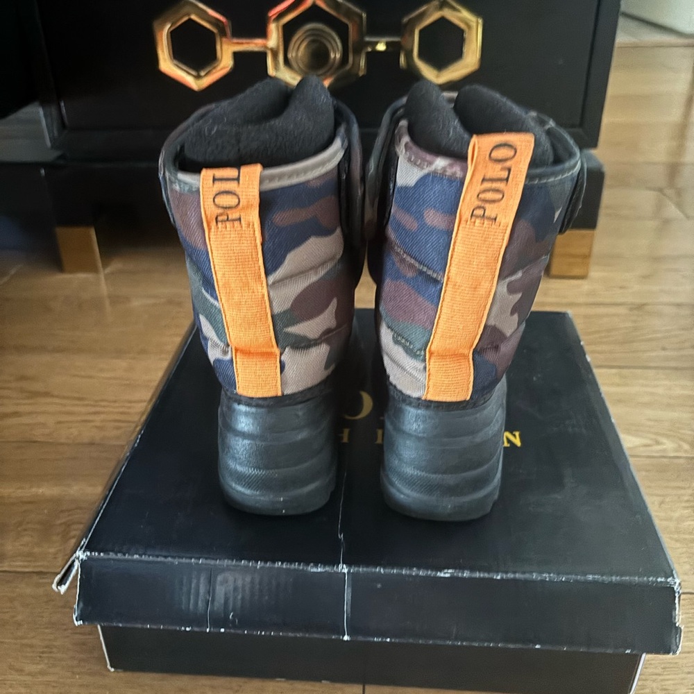 Polo Ralph Lauren boots - Picture 3 of 3